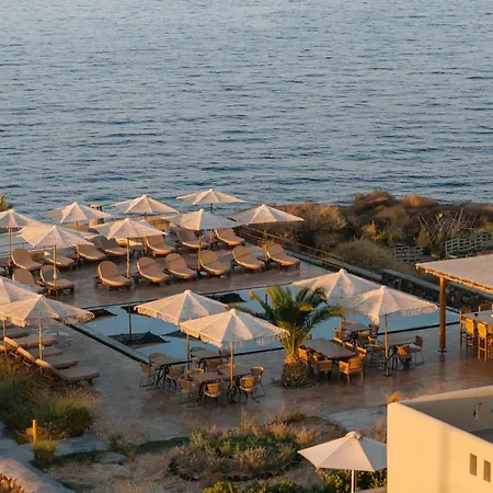 Colombos Beachfront Hotel